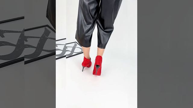 Ботильоны на шпильке смотреть онлайн