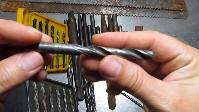 сверла, инструмент с стихийных рынков. смотреть онлайн