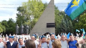 Расплескалась синева... или мурашки по коже))