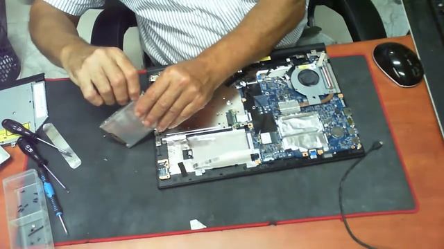 Lenovo Ideapad V110-15AST Replace Harddrive Expand Ram