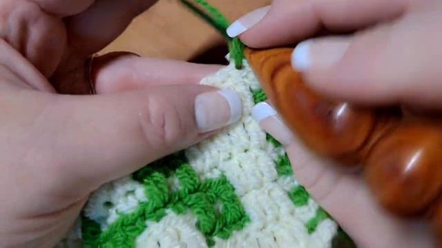 Mosaic Crochet Pattern # 37 - Multiple 24+4 - Work Flat or In the Round - Left or Right Handed смотреть онлайн