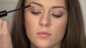 Как подвести глаза, чтобы они казались больше?