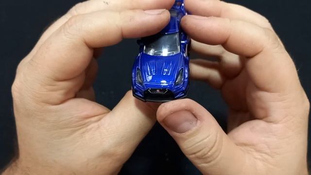 ACHEI ALGUNS THUNT NESSA AMERICANAS - CORRE !!! смотреть онлайн