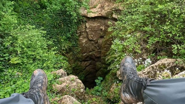 Пещера кристальная, карстовые пещеры Крыма, поход в Карадагский лес. смотреть онлайн