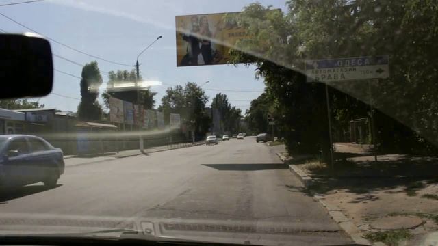 Светофор с дополнительной секцией - зеленая стрелка. смотреть онлайн