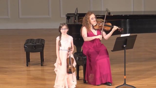7-year-old Sylvia Pine performs Gounod’s Ave Maria (violin and singing) смотреть онлайн