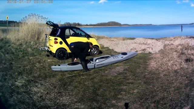 Rügen, Traum vom Paddeln! Kajak Mercury Point 65° N, verstaubar im Smart for two Coupé Modell 451 смотреть онлайн
