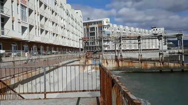 Апартаменты на берегу моря смотреть онлайн