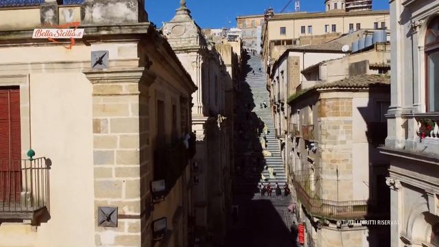 La città di Caltagirone come non l'avete mai vista смотреть онлайн