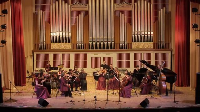 А. Шнитке "Танго"
Автор видео: Камерный оркестр Виола@user-et8zn8dy7m