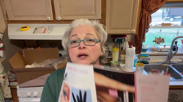 Mary Kay review of limited edition peach, satin hands, pampering set and lavender body care set ￼ смотреть онлайн