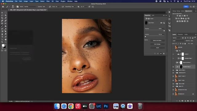 Beauty Retouching : Frequency Separation & Micro Dodge & Burn Retouch | Photoshop Tutorial смотреть онлайн