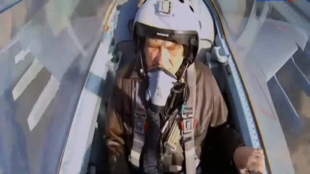 Самолет для Обучения Летчиков ЯК 130 смотреть онлайн