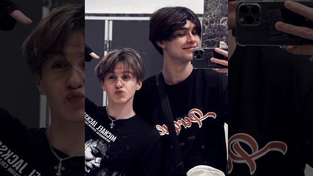 Женя Лизогуб, Давид Туров «Эщкере»