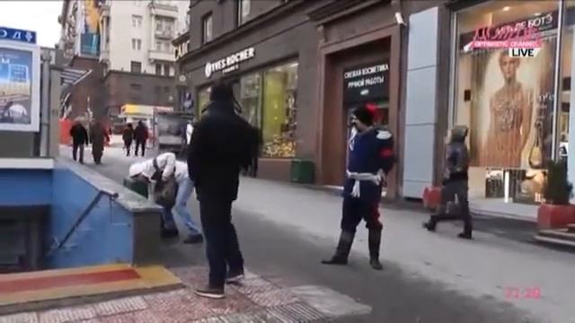 Казачий патруль на улицах Москвы смотреть онлайн