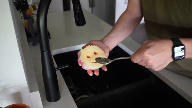 Scrub Daddy VS Scrub Mommy (What’s the difference?) смотреть онлайн