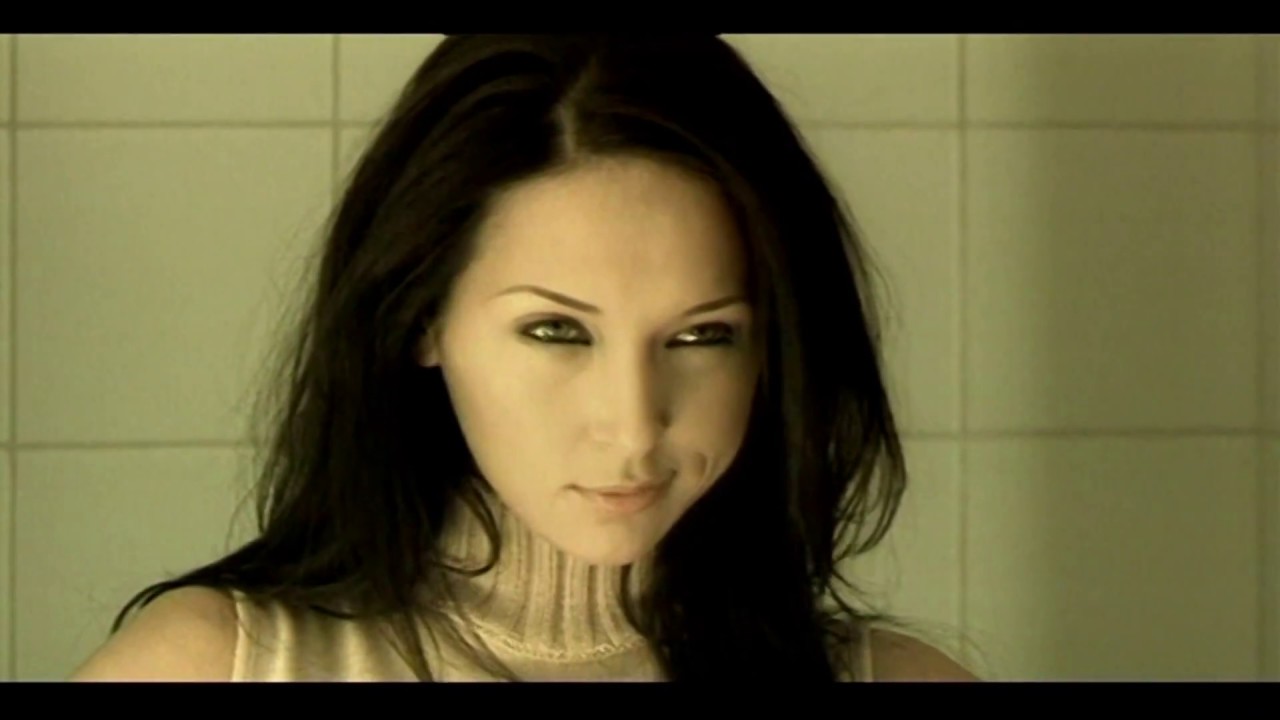 Алсу / Alsou. Клип - "Всё равно" / 2002 смотреть онлайн