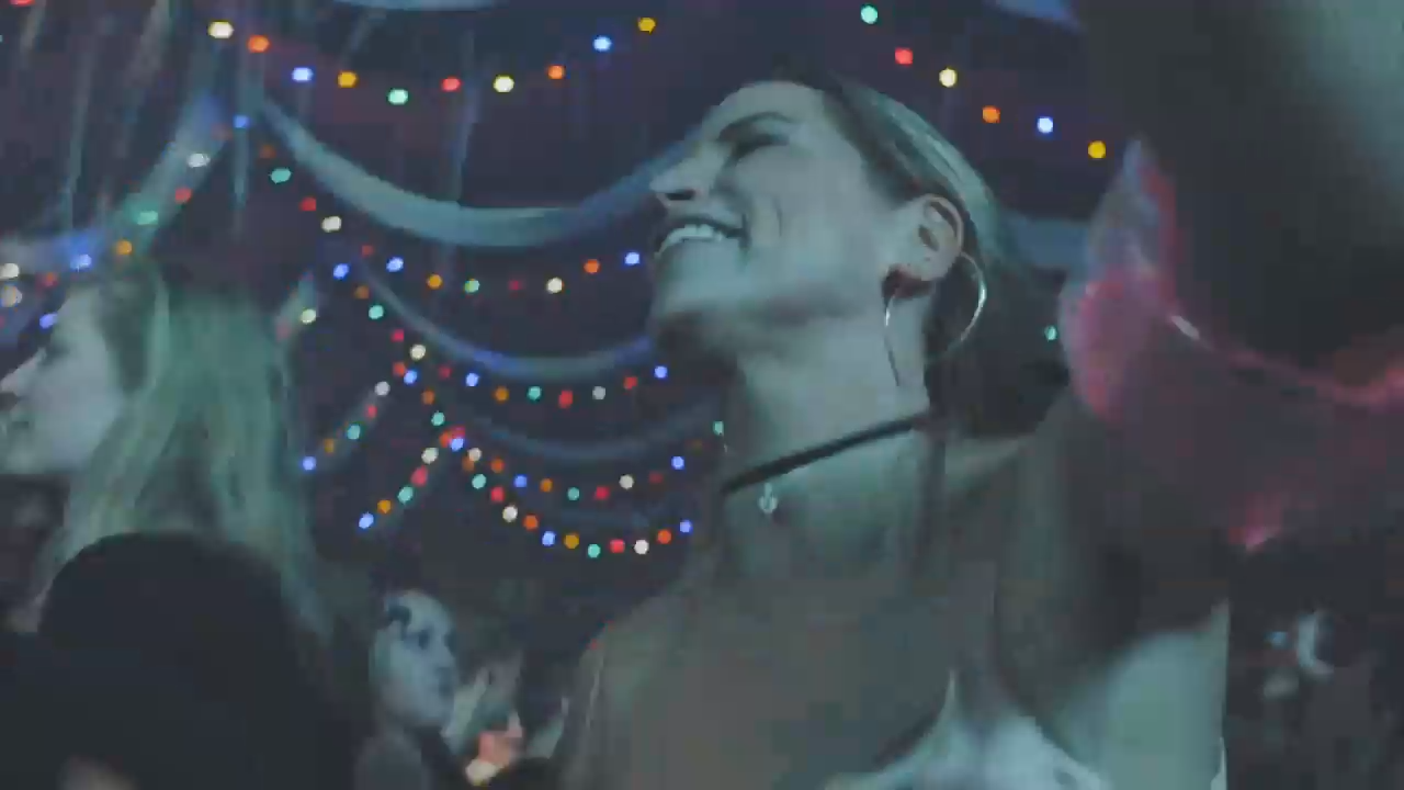 Dutch Movement & FeestDJRuud - Turn The Tide (Official Video) смотреть онлайн