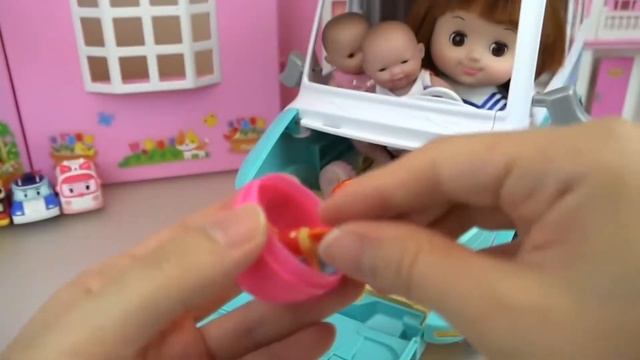 Принцесса Куколка Коляска и Парк Аттракционы Игрушки Детские Доли Игры смотреть онлайн