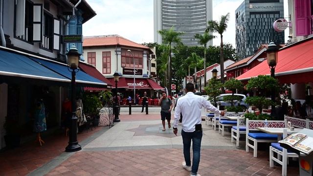 [4K] Walking around Arab Street and Haji Lane, Singapore смотреть онлайн