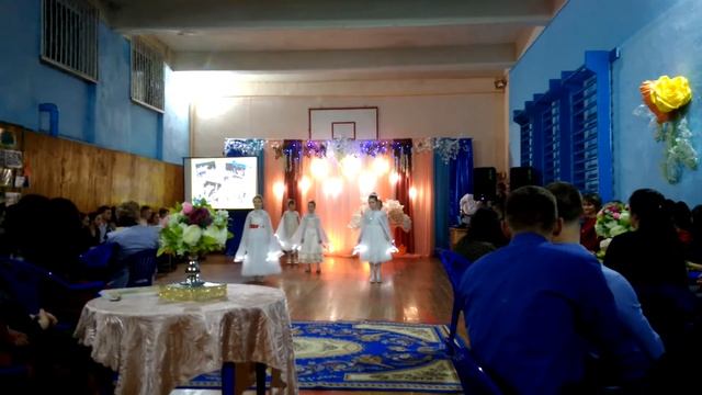 танец Ангелов, вечер встреч с выпускниками, 2019г сш №2 г Клецк смотреть онлайн