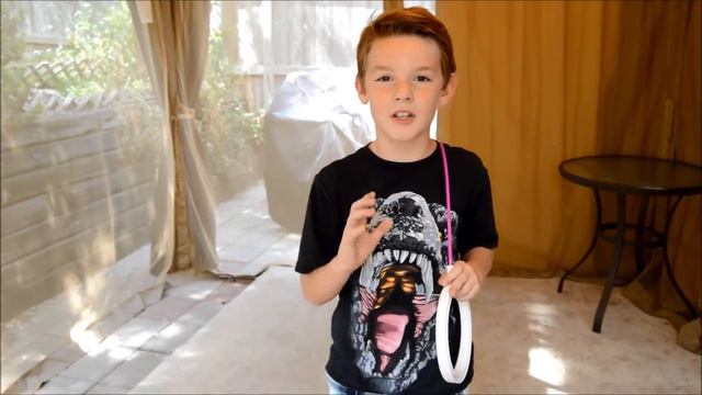 Hasbro Twister Skip It in action смотреть онлайн
