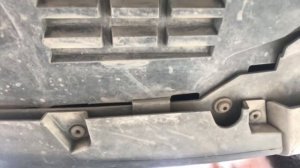 Замена противотуманок на Ларгусе кросс