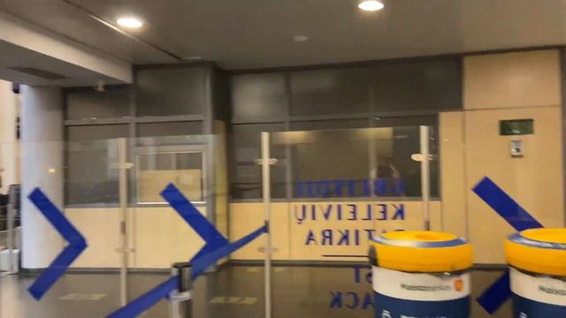 Дорога в аэропорт✈️и я уже в Лидс… смотреть онлайн