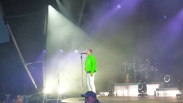 Duran Duran - Ordinary world live in Halifax 2022 Simon Lebonne смотреть онлайн