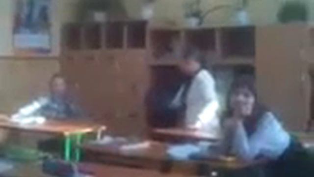 6-Б первое видео (отрыв) смотреть онлайн