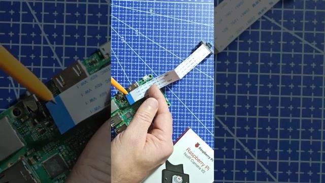 Подключение модуля камеры к компьютеру Raspberry Pi смотреть онлайн