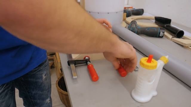 A Small Cyclone Dust Collector With A Cheap Vacuum