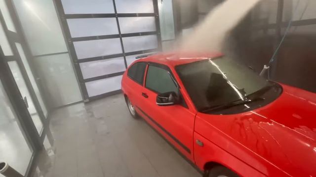 Щетка для снега. Как убрать снег с машины? От куда берутся царапины на кузове? смотреть онлайн