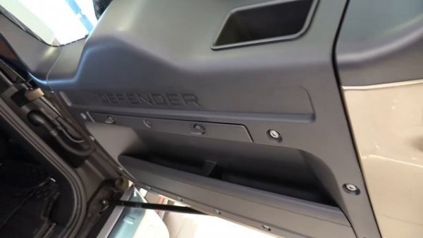 2021 Land Rover Defender! ЛЕГЕНДА СНОВА В СТРОЮ. ОБЗОР.