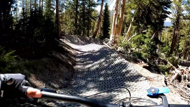 Mammoth bike park - i went down velocity as a rookie ? смотреть онлайн