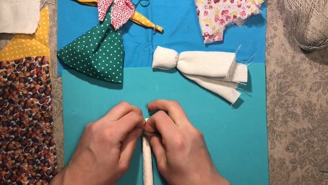 Как смастерить куклу Веснянку из ткани. Традиционные русские куклы. смотреть онлайн