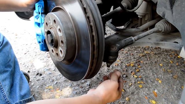 COMO CAMBIAR LAS ROTULAS (FACIL) DE UN AUTO смотреть онлайн