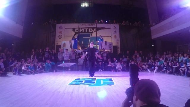 Музыкант Булата Окуджавы на "Битве стилей" г. Владимир смотреть онлайн