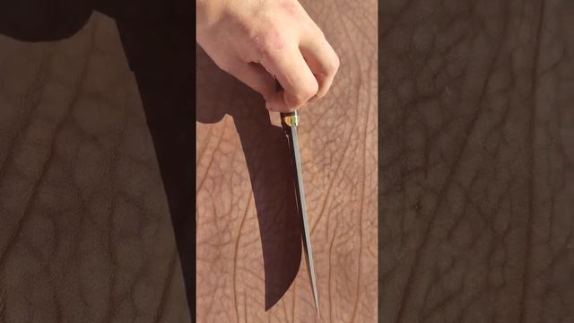 Пчак из самой ударно-стойкой стали и бакаутом на рукояти смотреть онлайн