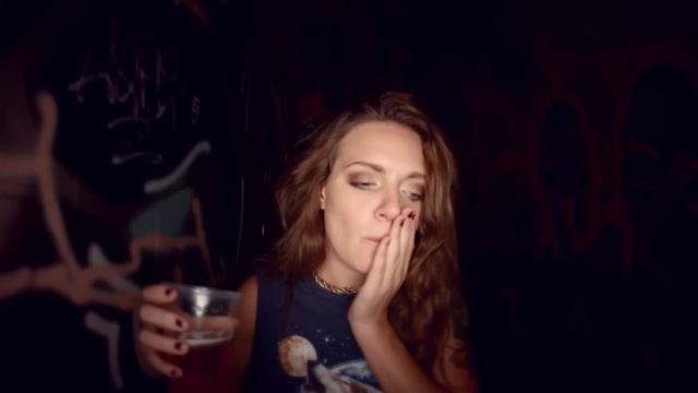 Tove Lo-Habits Stay High-Hippie Sabotage Remix смотреть онлайн