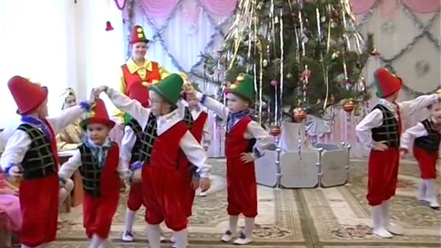Танец гномиков.Муз. рук. Максюта Г. В.