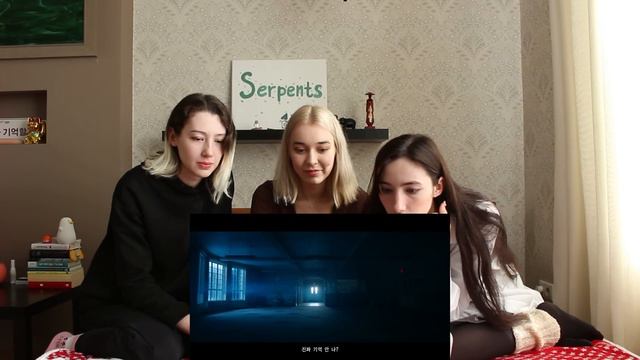 NEW JEANS (뉴진스) - 'OMG' MV Reaction смотреть онлайн