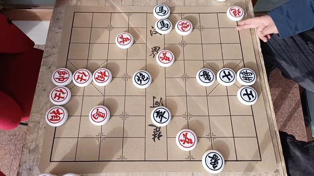 一年更比一年狠，大开大合，刀起斧落！ смотреть онлайн