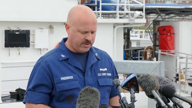 WATCH: Coast Guard gives updates on missing Titanic submersible смотреть онлайн