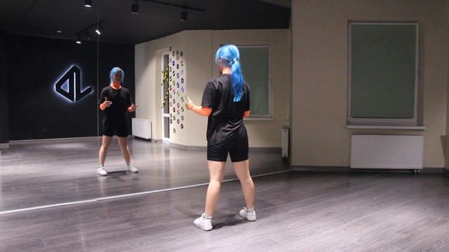 ITZY - SWIPE Dance Tutorial Русский Туториал смотреть онлайн