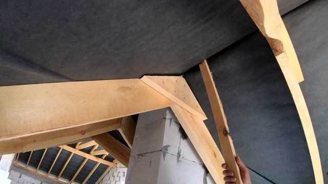 НЮАНСЫ ПРИ УТЕПЛЕНИИ МАНСАРДНОГО ЭТАЖА, ШПИЛЬКИ ДЛЯ КРЕПЛЕНИЯ МАУЭРЛАТА, МОСТИКИ ХОЛОДА. ЧАСТЬ 1 смотреть онлайн
