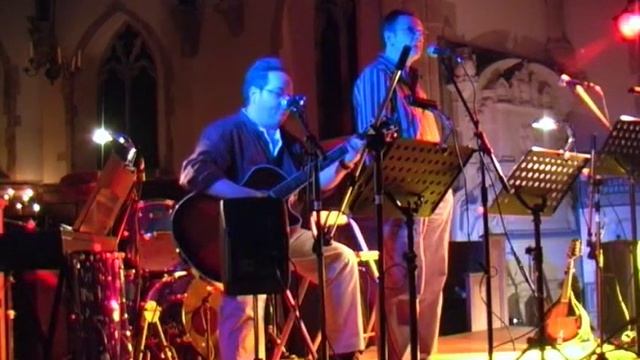 Monty Python - I'm so worried (acoustic cover) смотреть онлайн