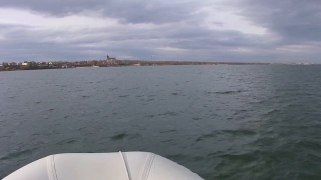 На воде. Озеро Смолино.