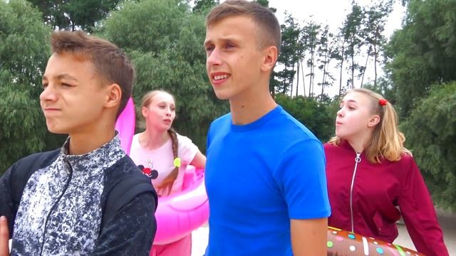 Кто ПРИДУМАЛ ИСПОРТИТЬ СВИДАНИЕ?!! смотреть онлайн