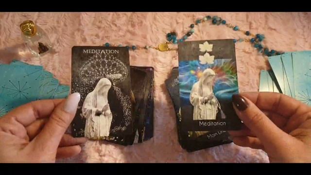 ?Modern Mary Oracle 2.0 by RedFish Tarot: full flip through + side by side comparison with 1st Ed.? смотреть онлайн